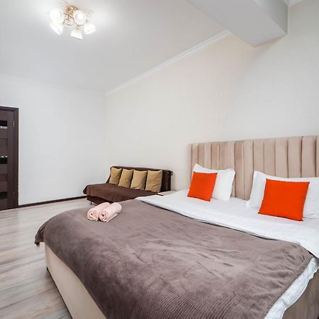 Appartments " Zhetysu-4" Almatı Dış mekan fotoğraf