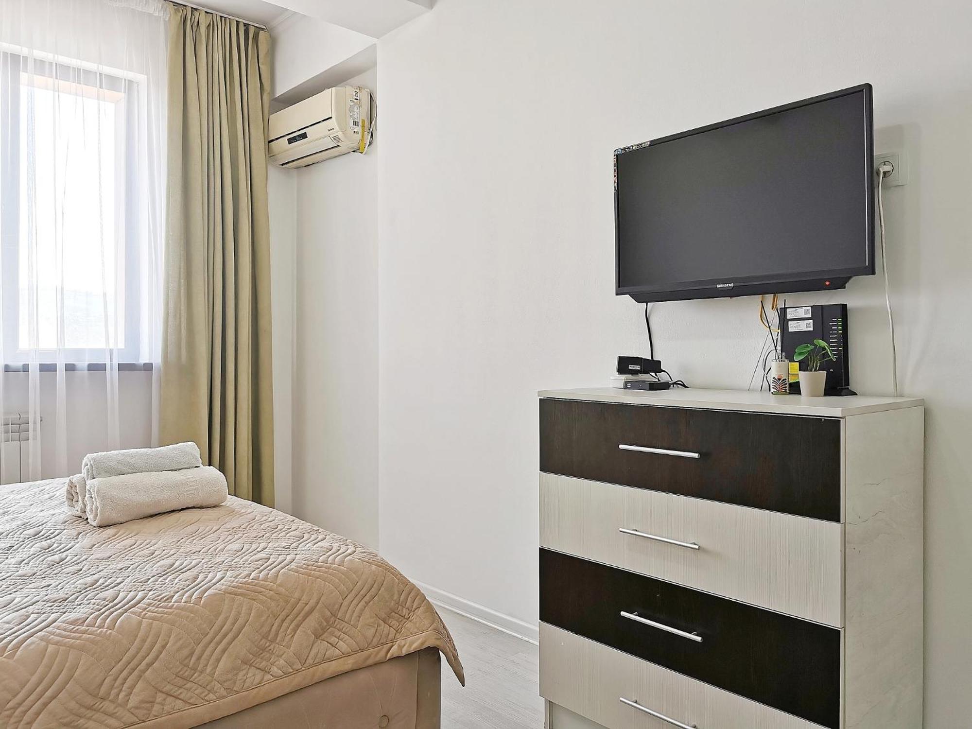 Appartments " Zhetysu-4" Almatı Dış mekan fotoğraf